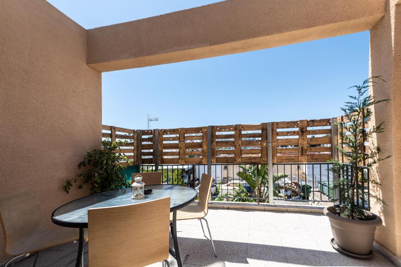 Serenityone - Centrally Located One Bedroom Apt アヤナパ エクステリア 写真