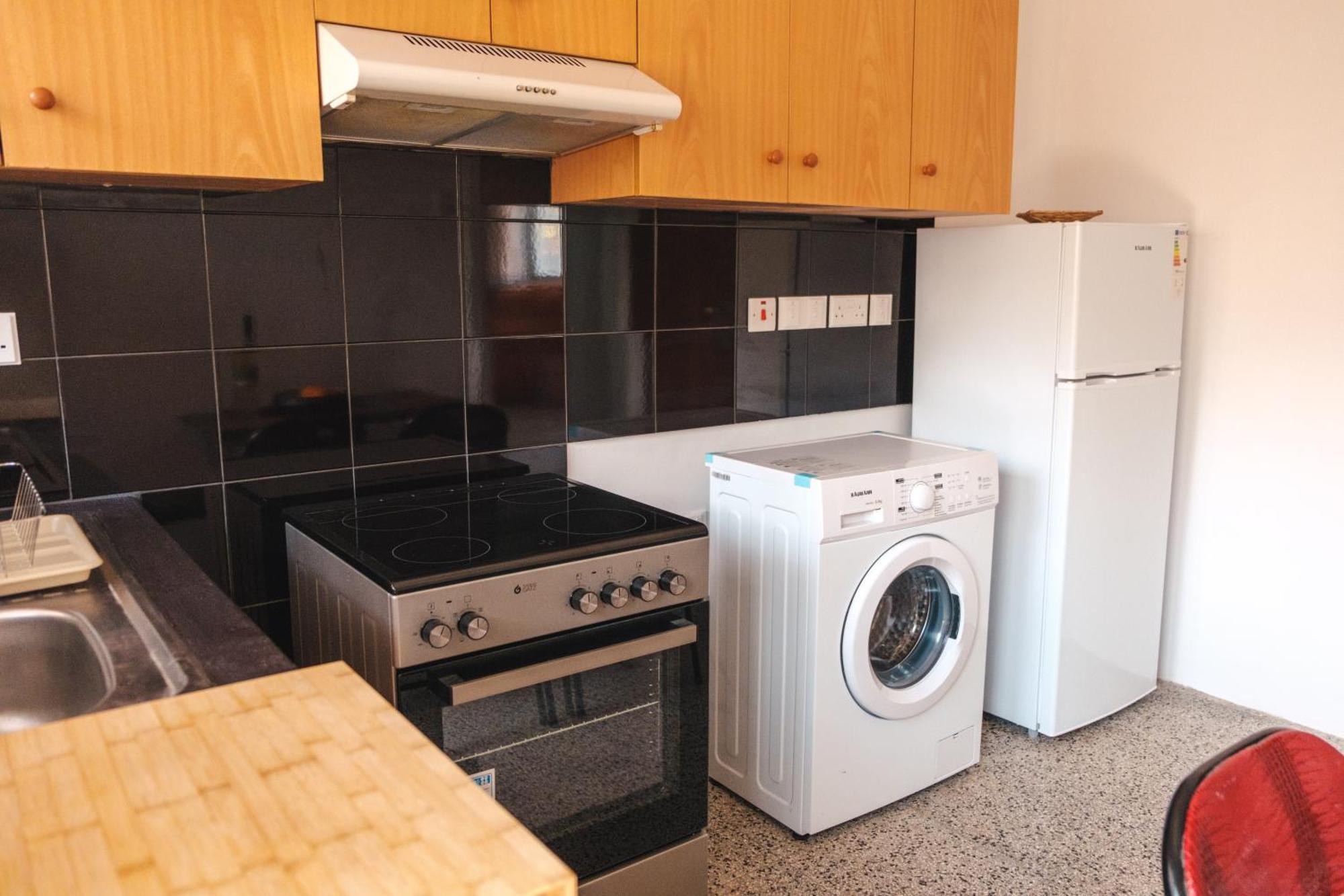 Serenityone - Centrally Located One Bedroom Apt アヤナパ エクステリア 写真