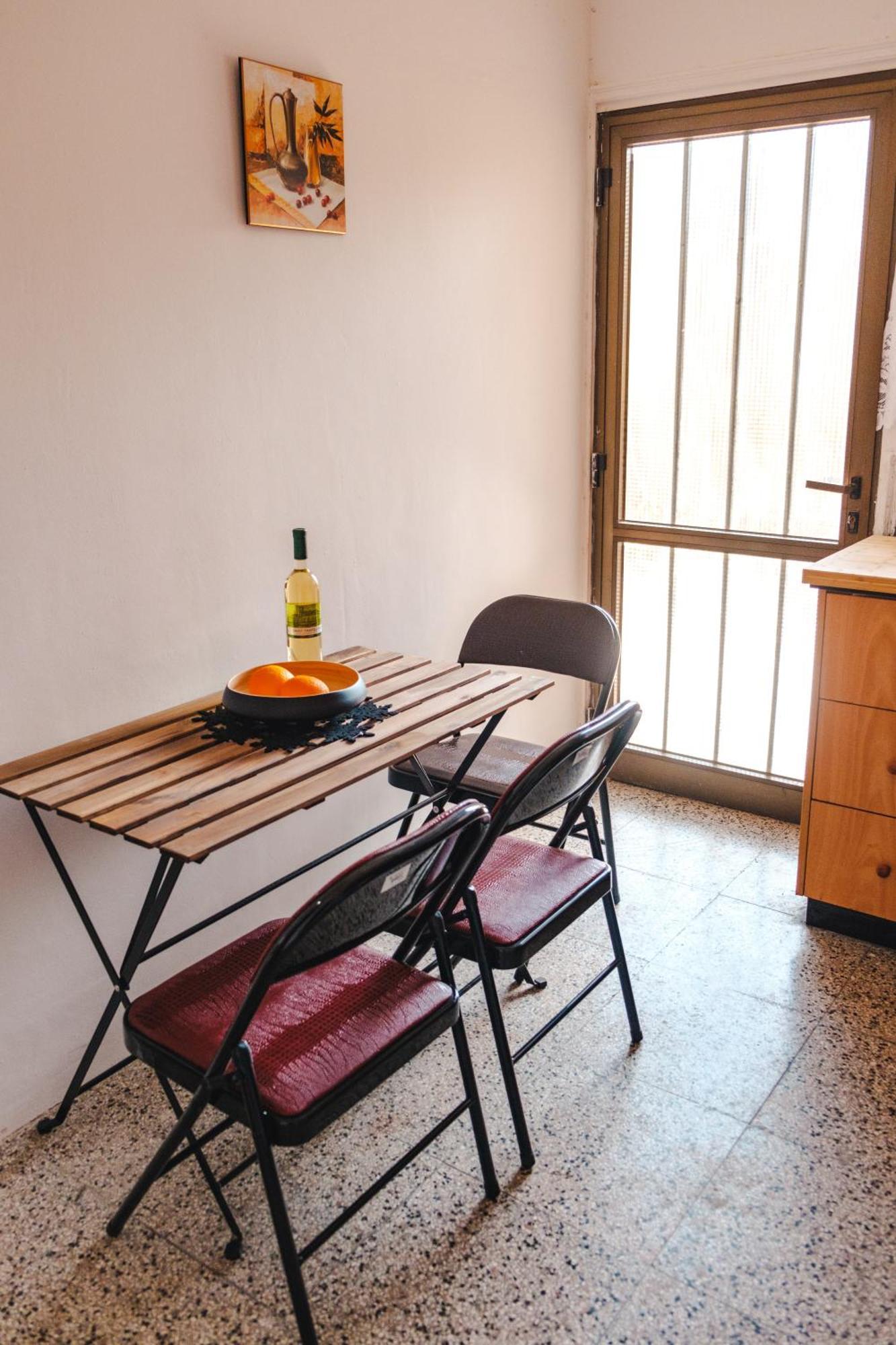 Serenityone - Centrally Located One Bedroom Apt アヤナパ エクステリア 写真